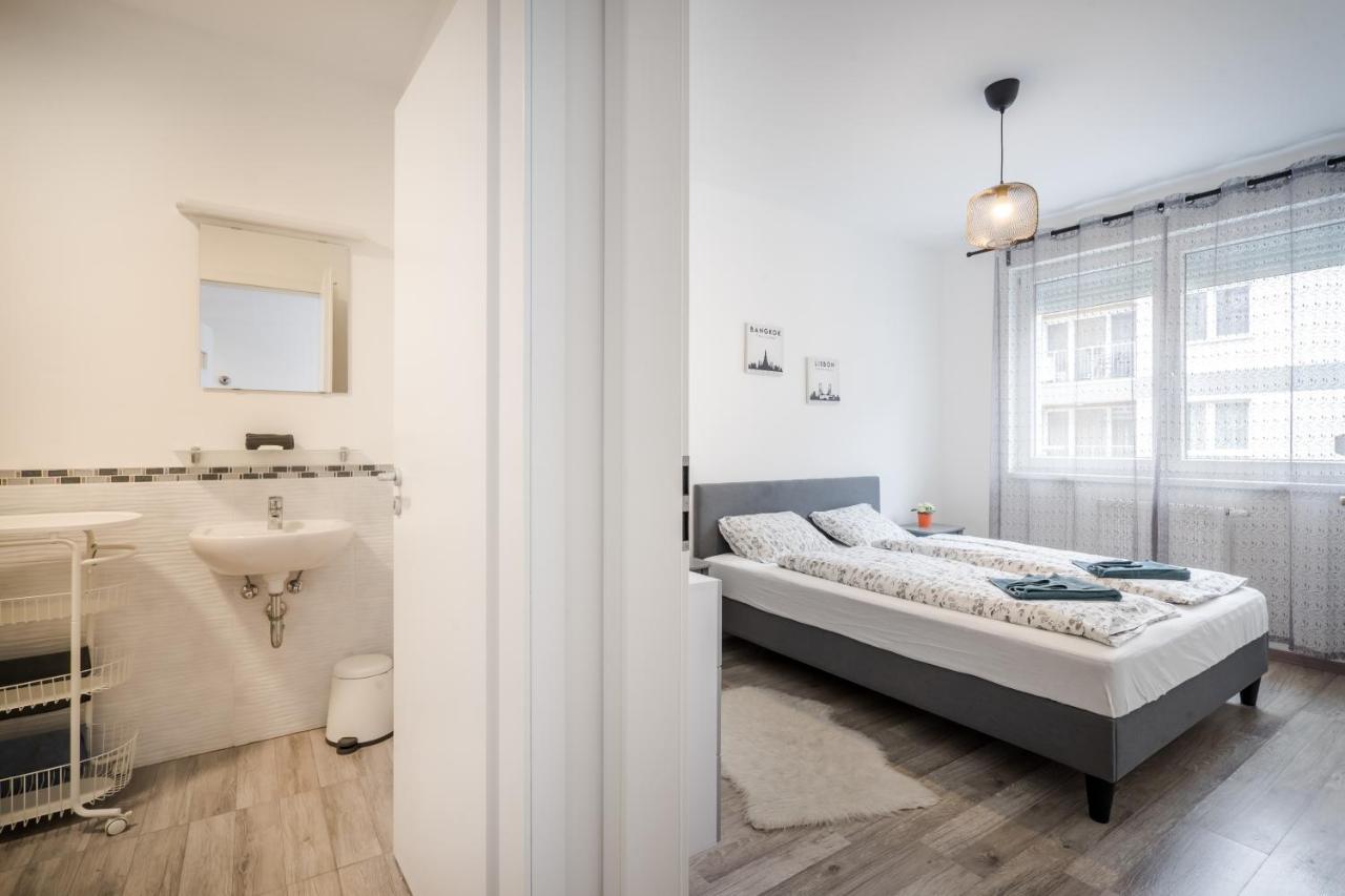 Cosy Home Close To The Center With Parking Garage ブダペスト エクステリア 写真