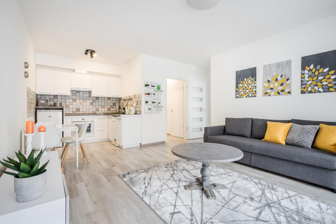 Cosy Home Close To The Center With Parking Garage ブダペスト エクステリア 写真