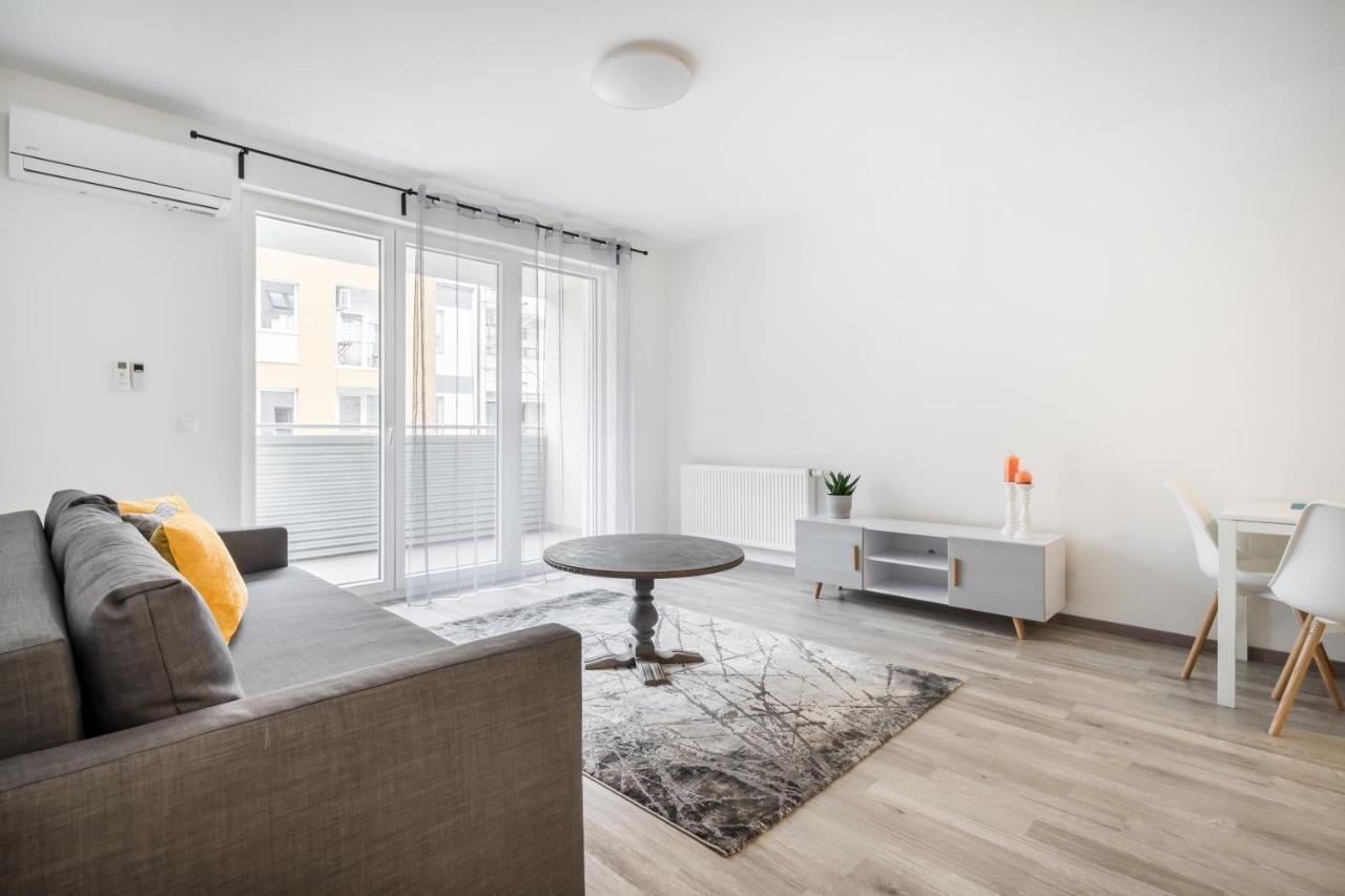 Cosy Home Close To The Center With Parking Garage ブダペスト エクステリア 写真